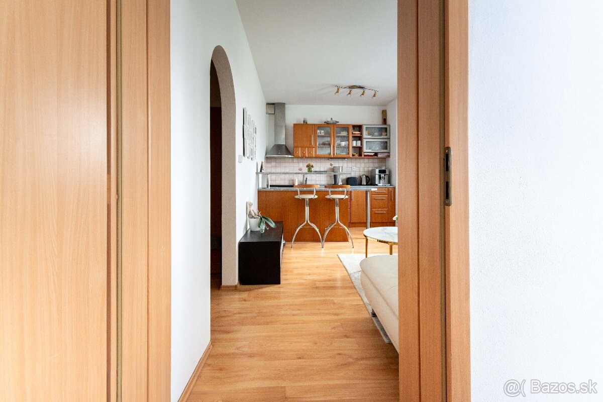 Kompletne zariadený 2-izbový byt pri hrádzi, Sihoť - 13