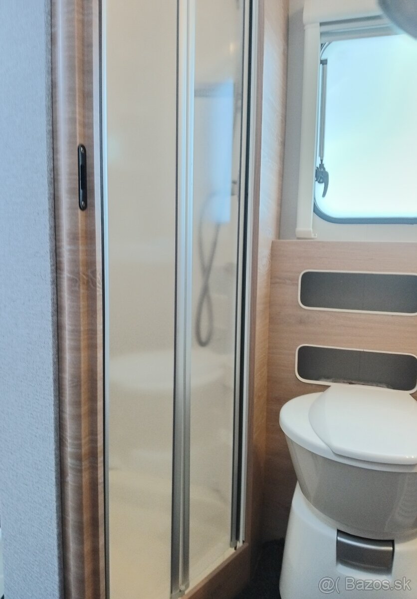 Knaus Sudwind 500 QDK obytný príves - 13