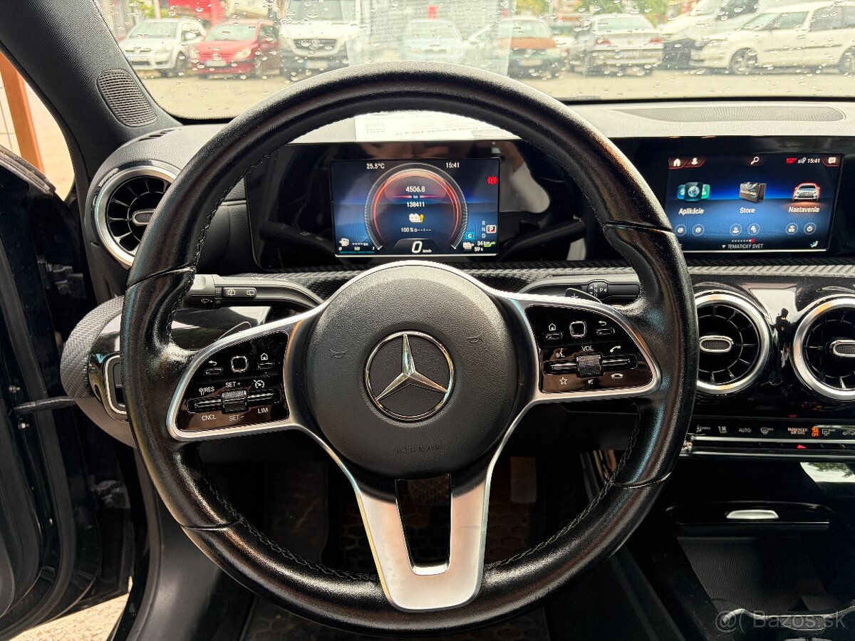 Mercedes-Benz A trieda 250 e /T - 13
