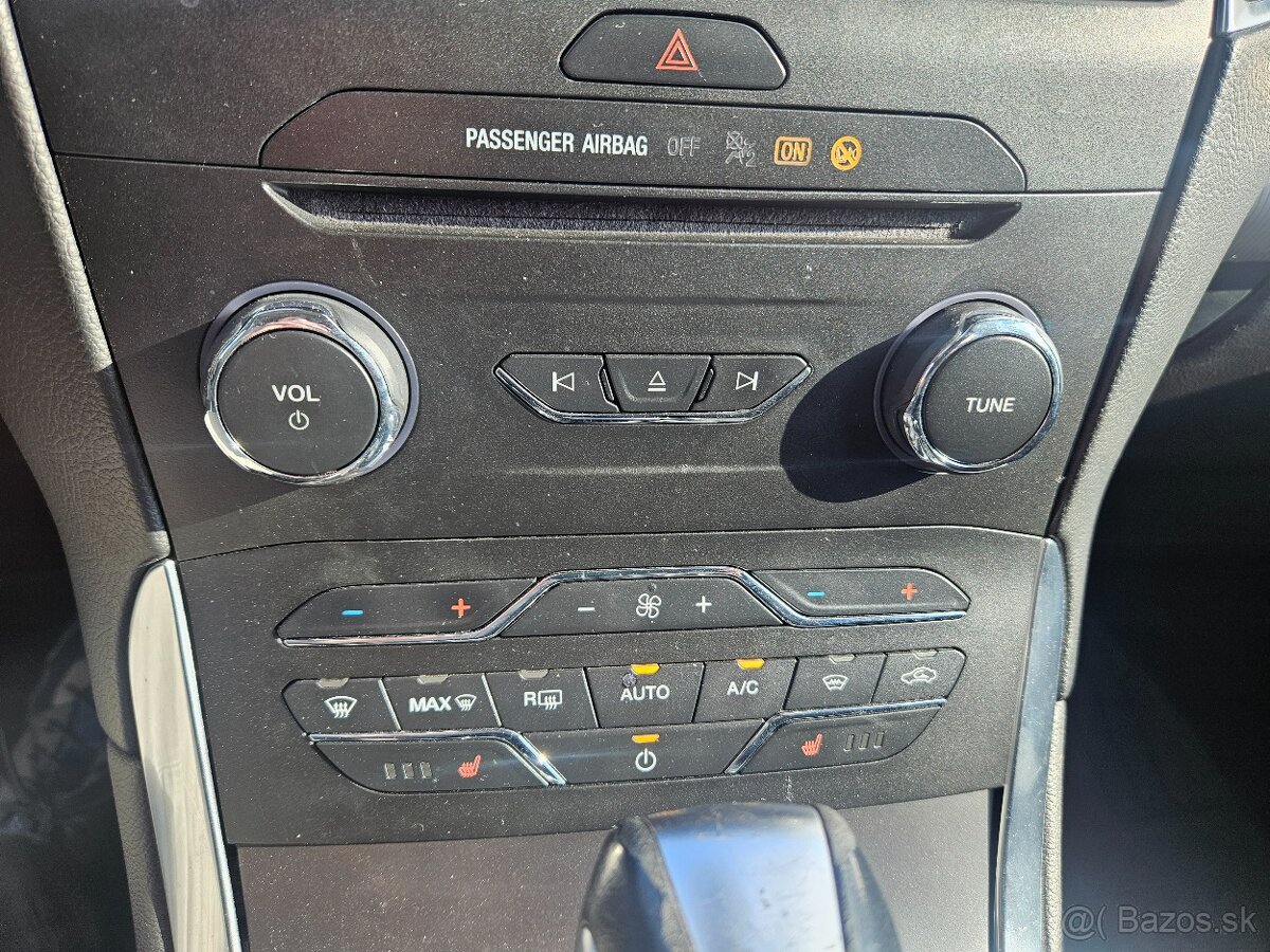 Ford S-Max 2.0 TDCi Duratorq 180 Titanium A/T - 13