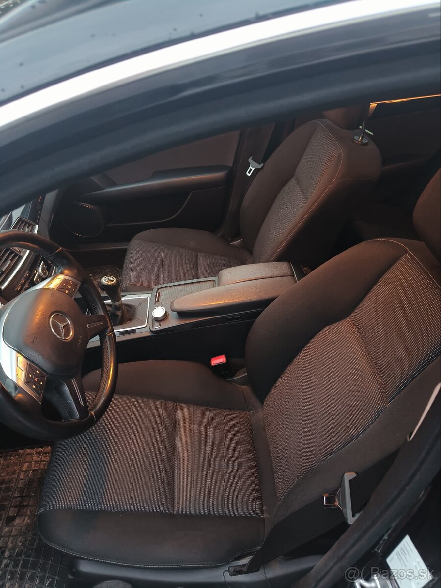 Mercedes-Benz s204 220CDI 2011 - 13