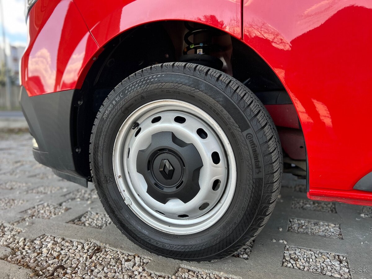 Renault Trafic 42 tis.km | kupované SR - 13