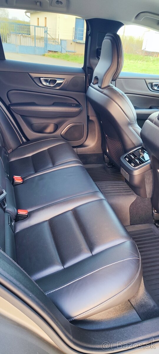 Volvo V60 D4 Inscription - 13