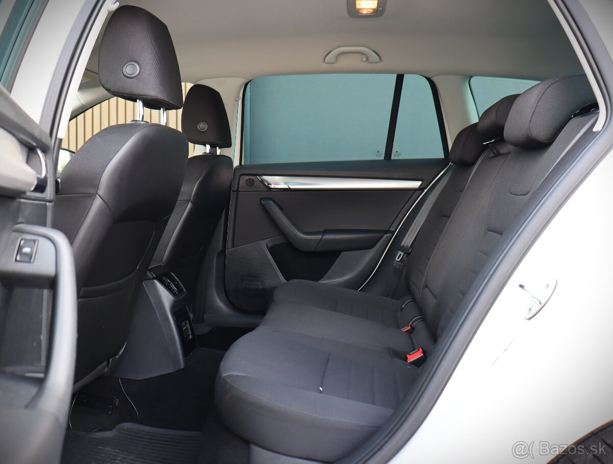 Škoda Octavia Combi 1.2 TSI Elegance - 13