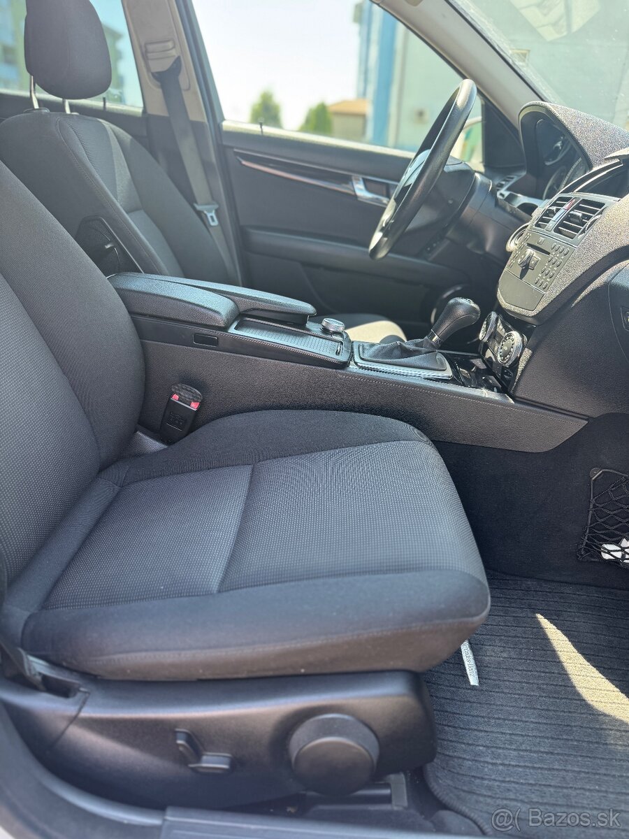 Mercedes Benz C W204 - 13