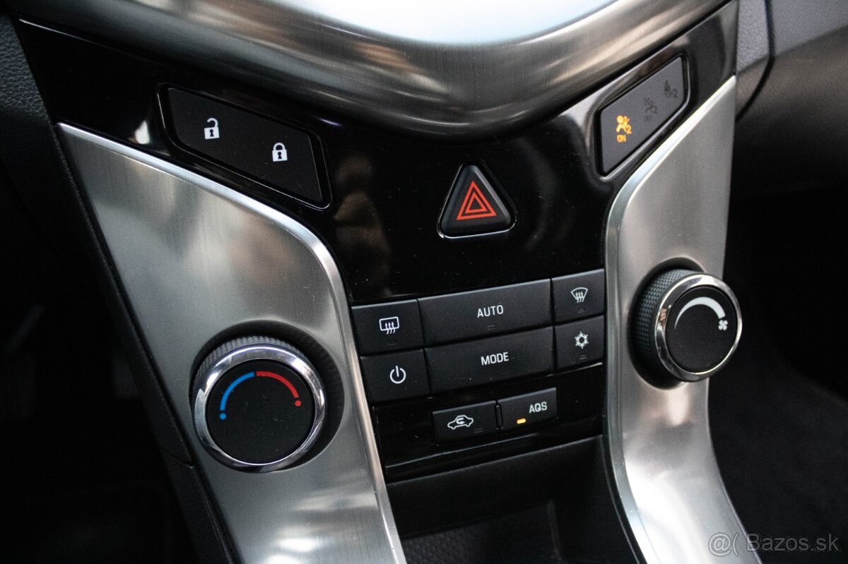 CHEVROLET CRUZE SW 2.0 VCDI 120kW 2013 - 13