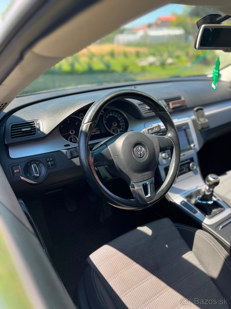 VW Passat CC 2.0 TDI - 13
