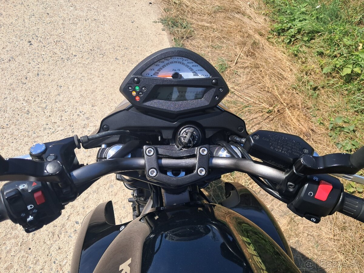 Kawasaki ER-6N abs - 13