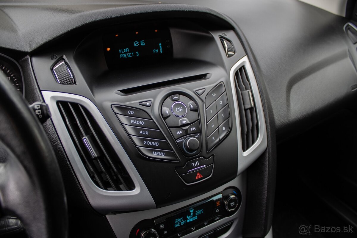 Ford Focus Kombi 1.0 EcoBoost Trend - 13