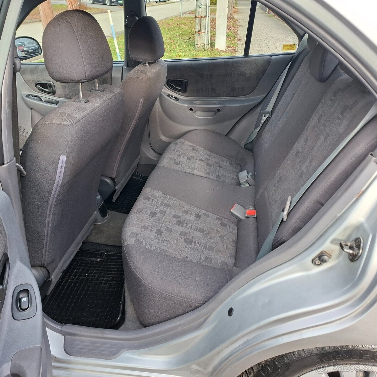 Hyundai Accent 1.3 Elegance AC benzín klima - 13