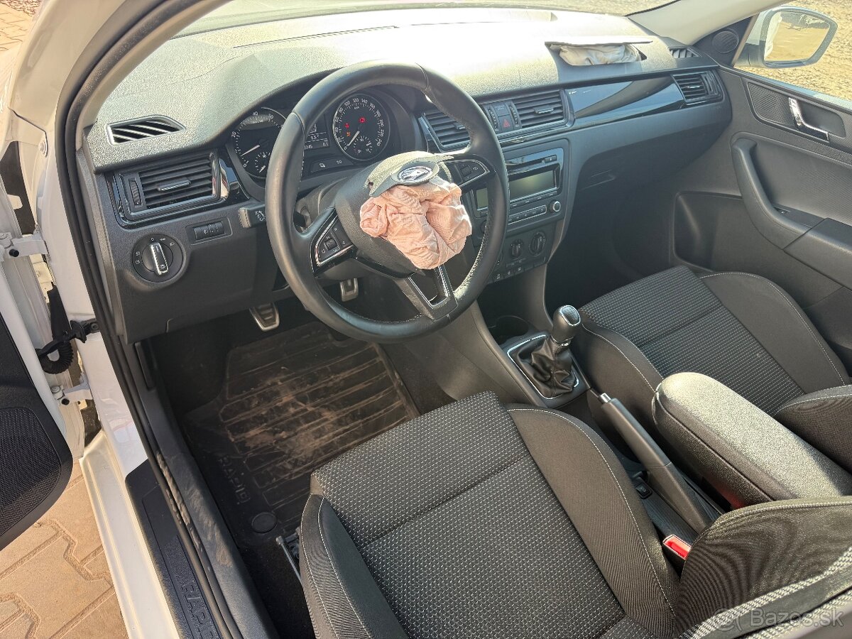 Škoda Rapid spaceBack 1.2Tsi 53 000km - 13