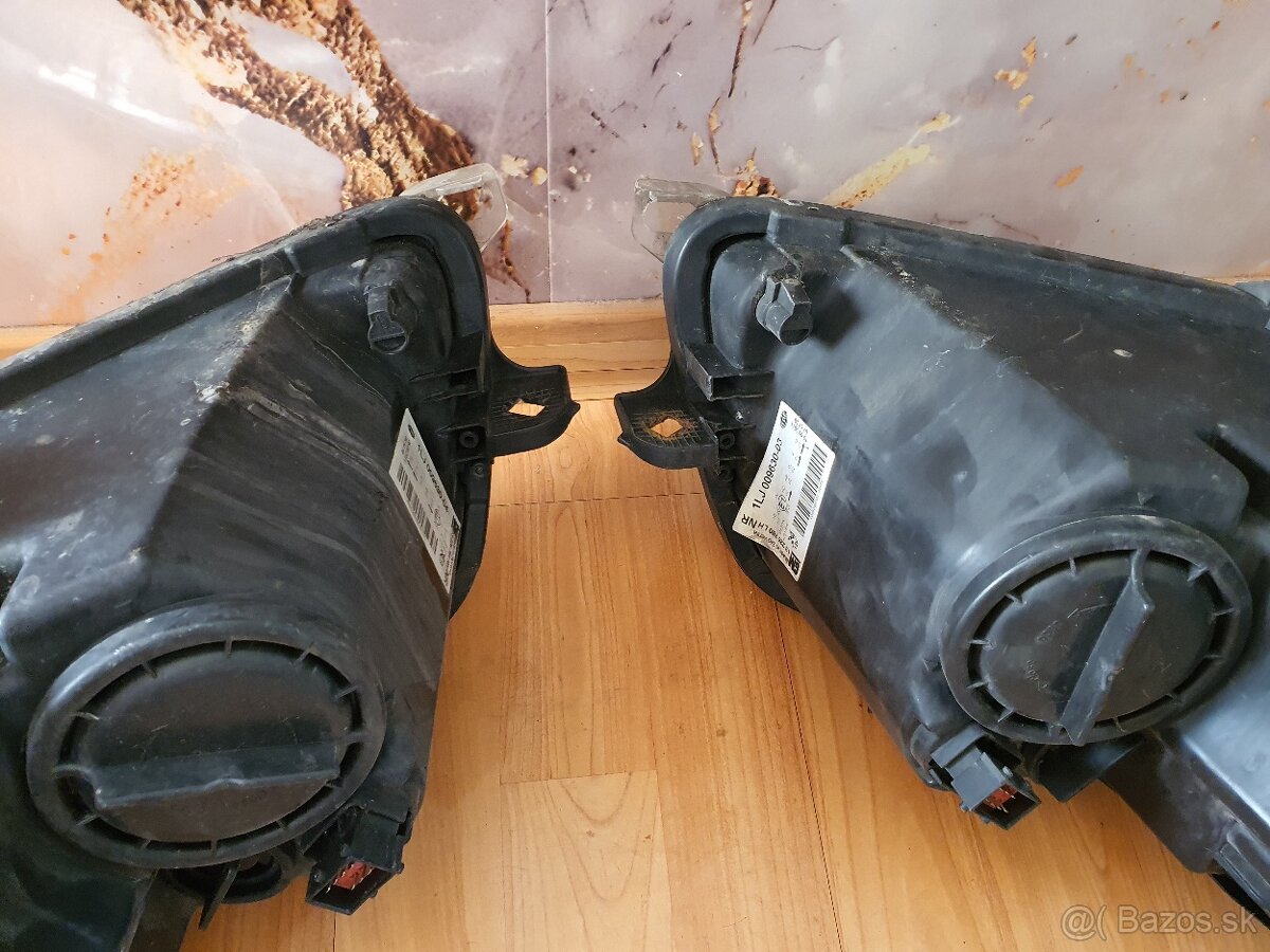 Predné svetlá Opel insignia - 13