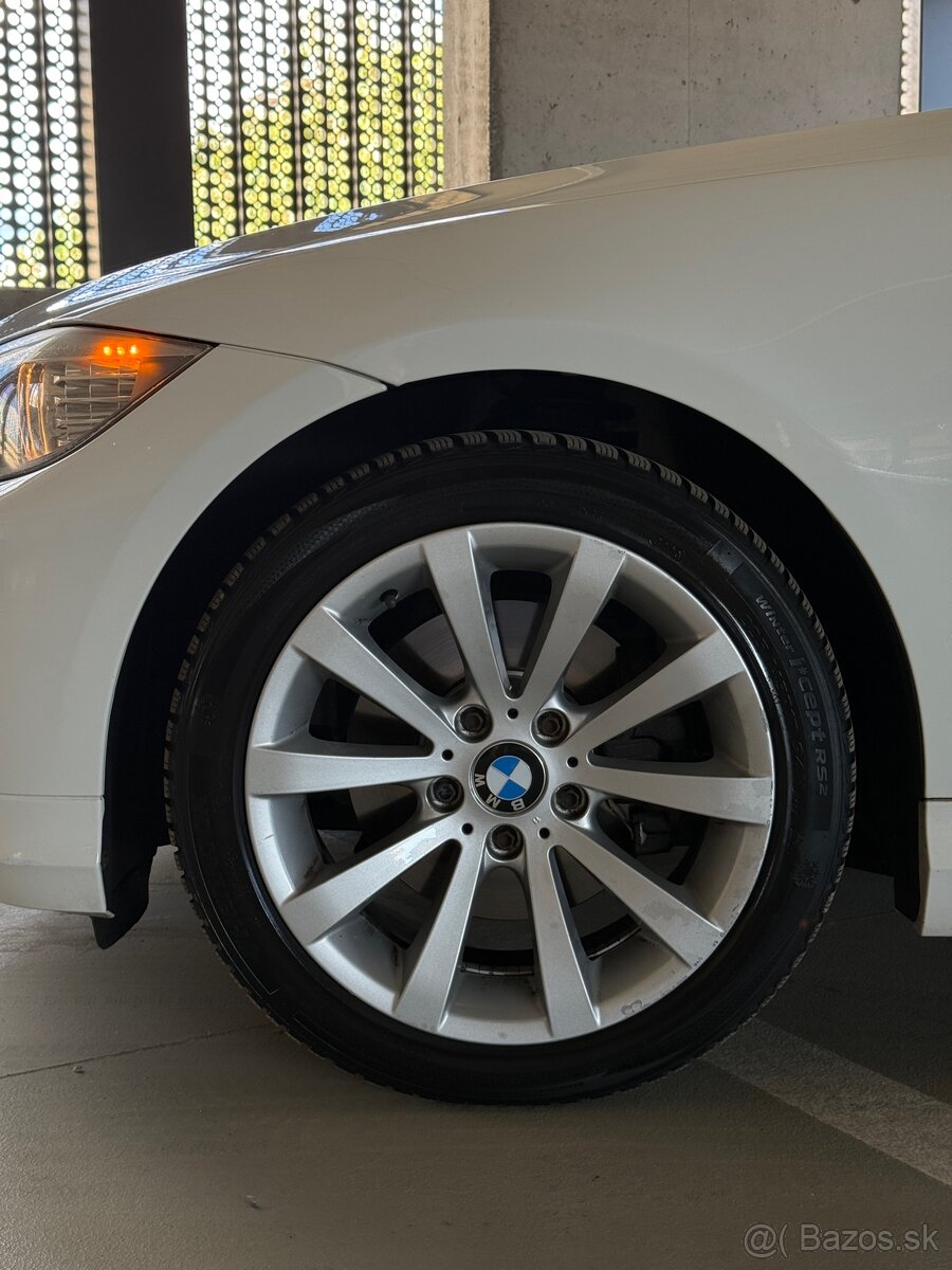 BMW E91 318D LCI Touring - 13