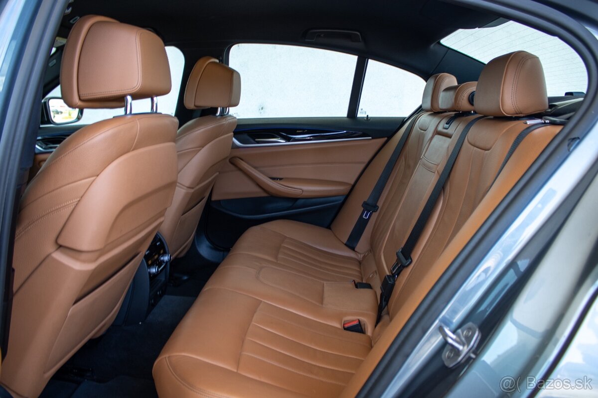 BMW Rad 5 M550i xDrive A/T - 13