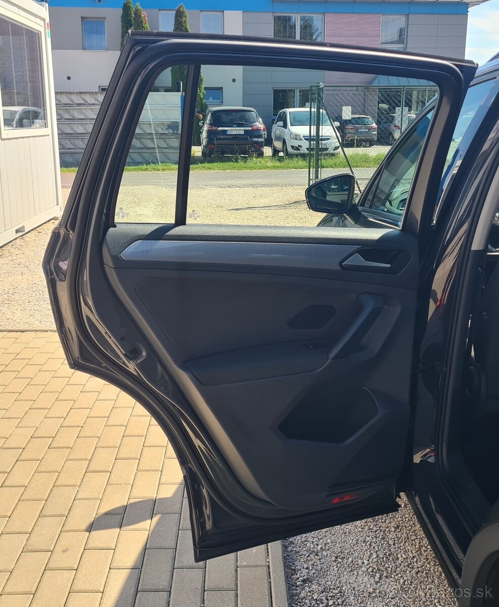 VOLKSWAGEN TIGUAN 2.0 TDI EVO LIFE DSG/ MOŽNÝ ODPOČET DPH - 13