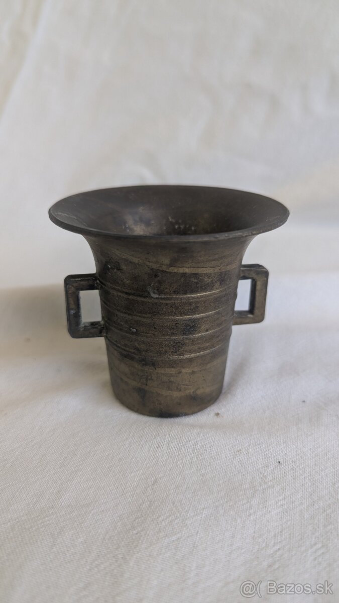 Predám 2 mosadzné mažiare - 13