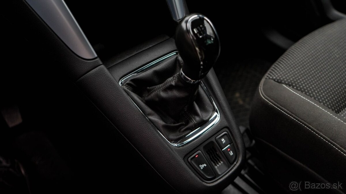 Opel Zafira Tourer 1.4 Benzín + LPG - 13