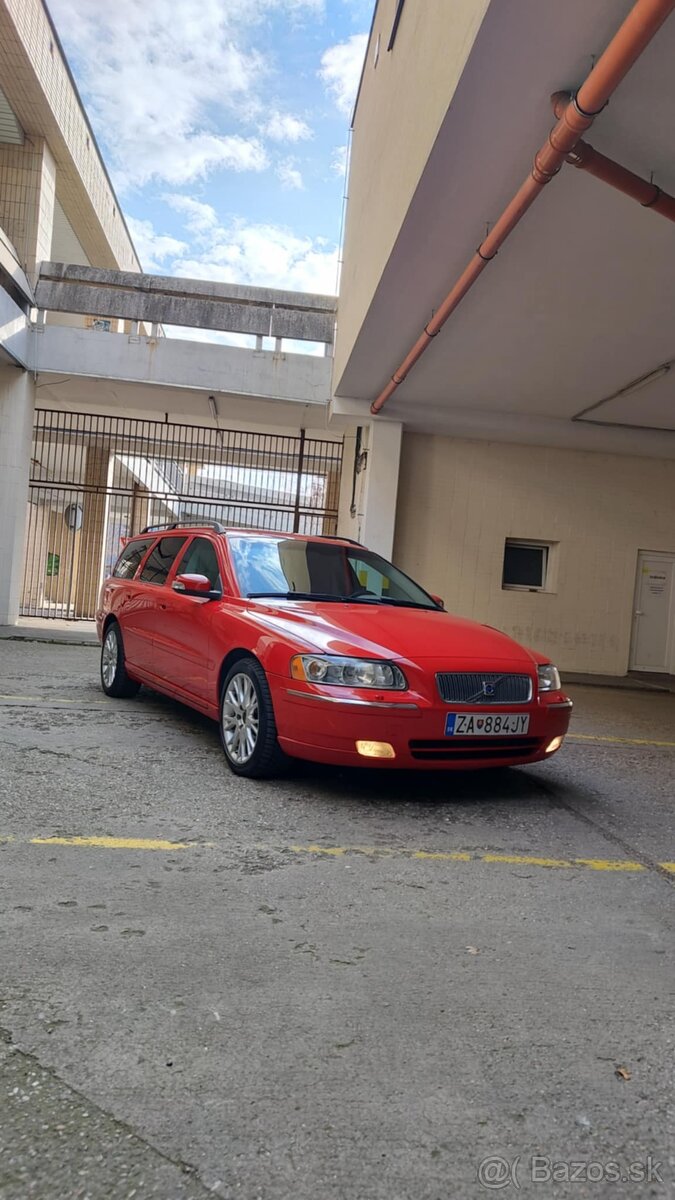 Volvo V70 D5, manuál - 13