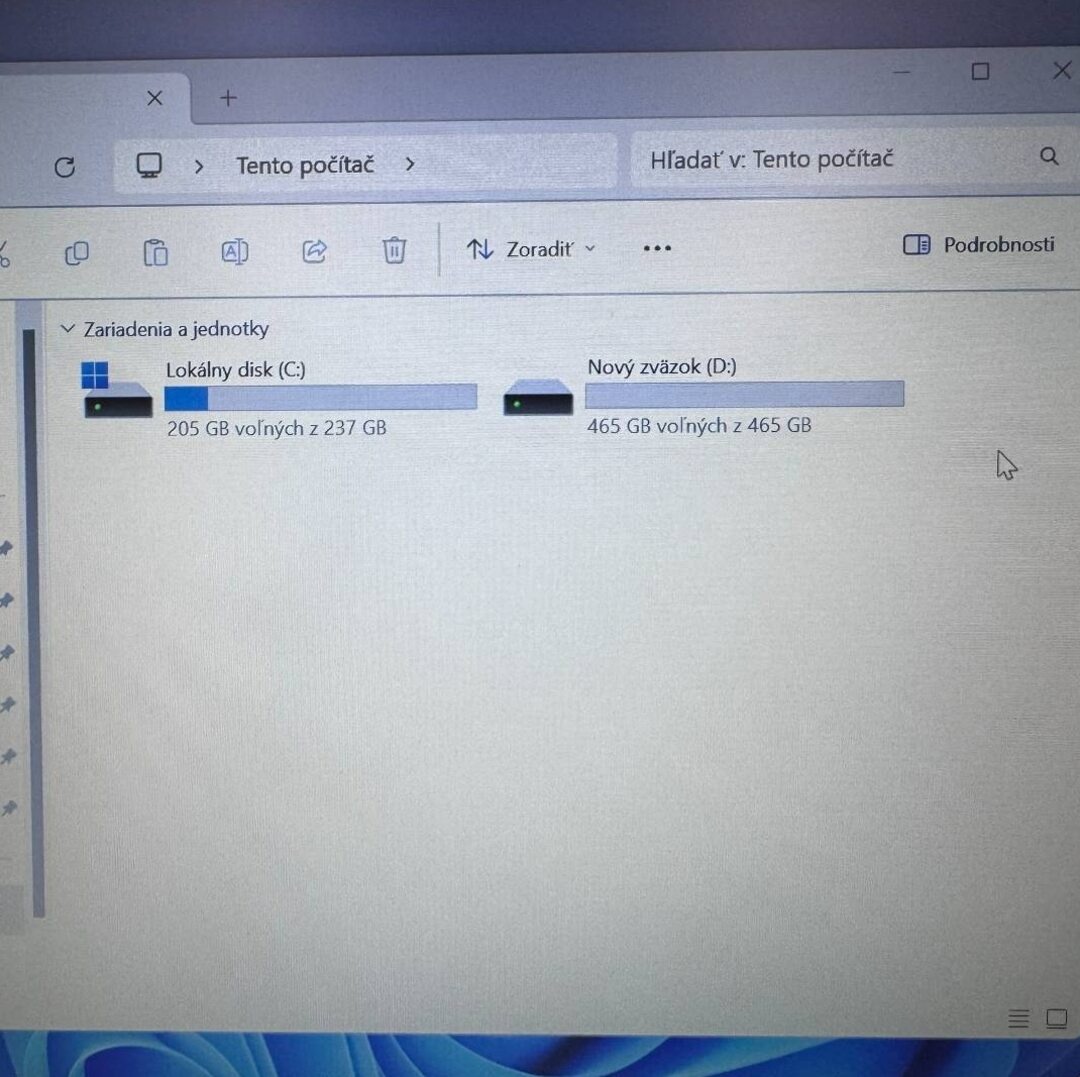 Notebook 14" HP.AMD PRO A10-8730B 4x2,40GHz.8gb ram.256gSSD - 13