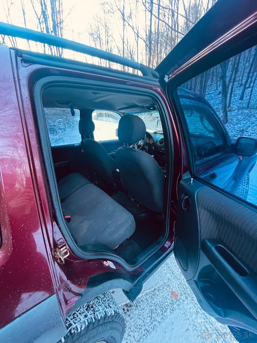 Jeep Cherokee KJ Liberty 2.5 CRD - 13