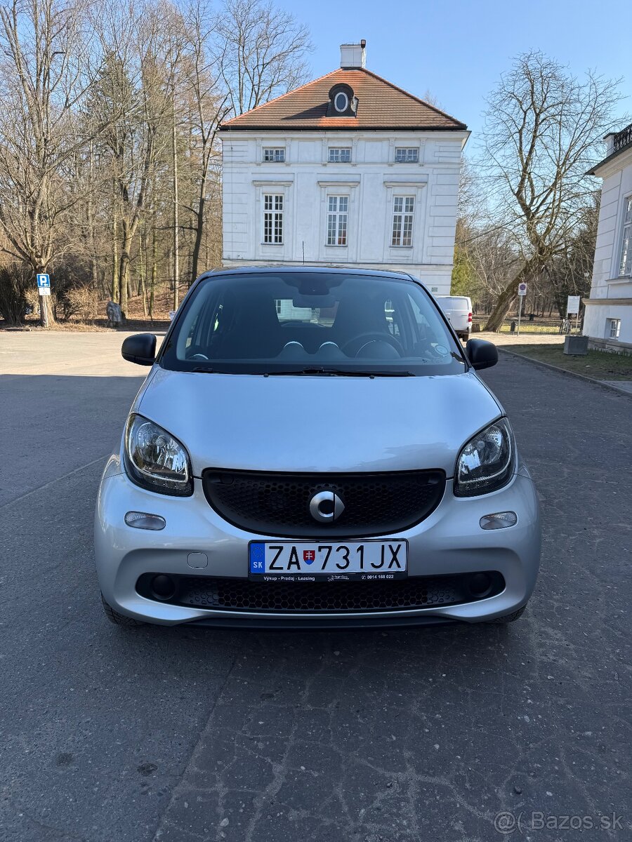 Smart ForFour 999cm3 51kw 2015 - 13