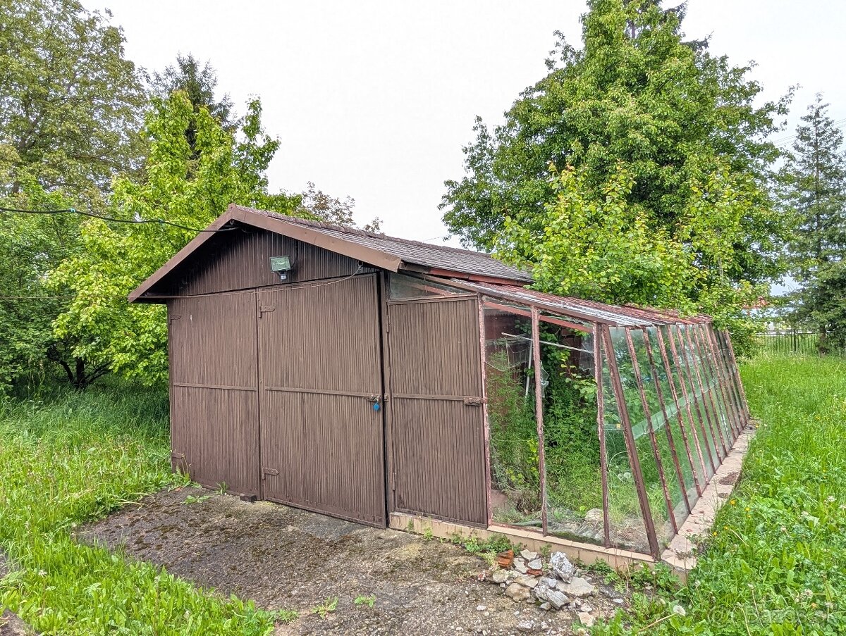 Rodinný dom v obci Smilno - 13