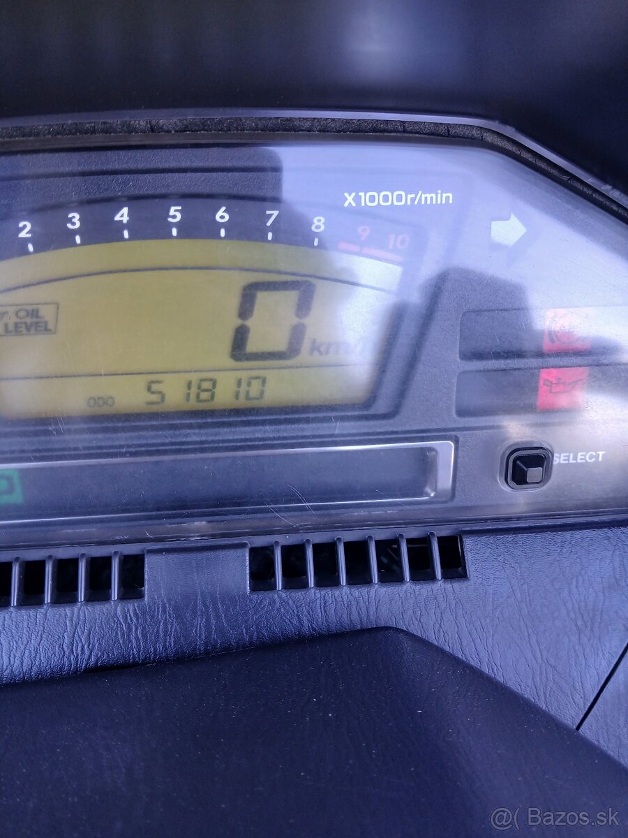 Suzuki AN 650 Burgman - 13