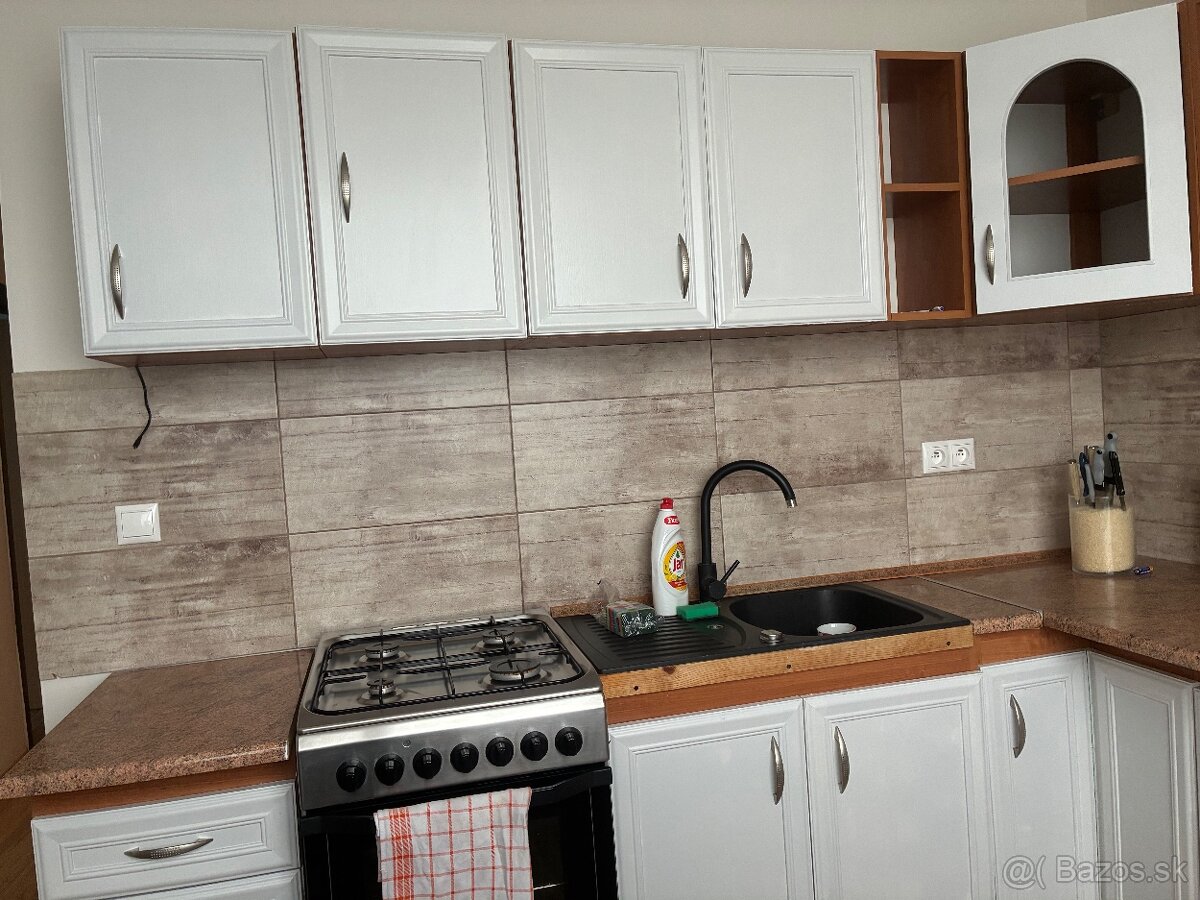 Prenájom zariadený 2izbový byt - 13