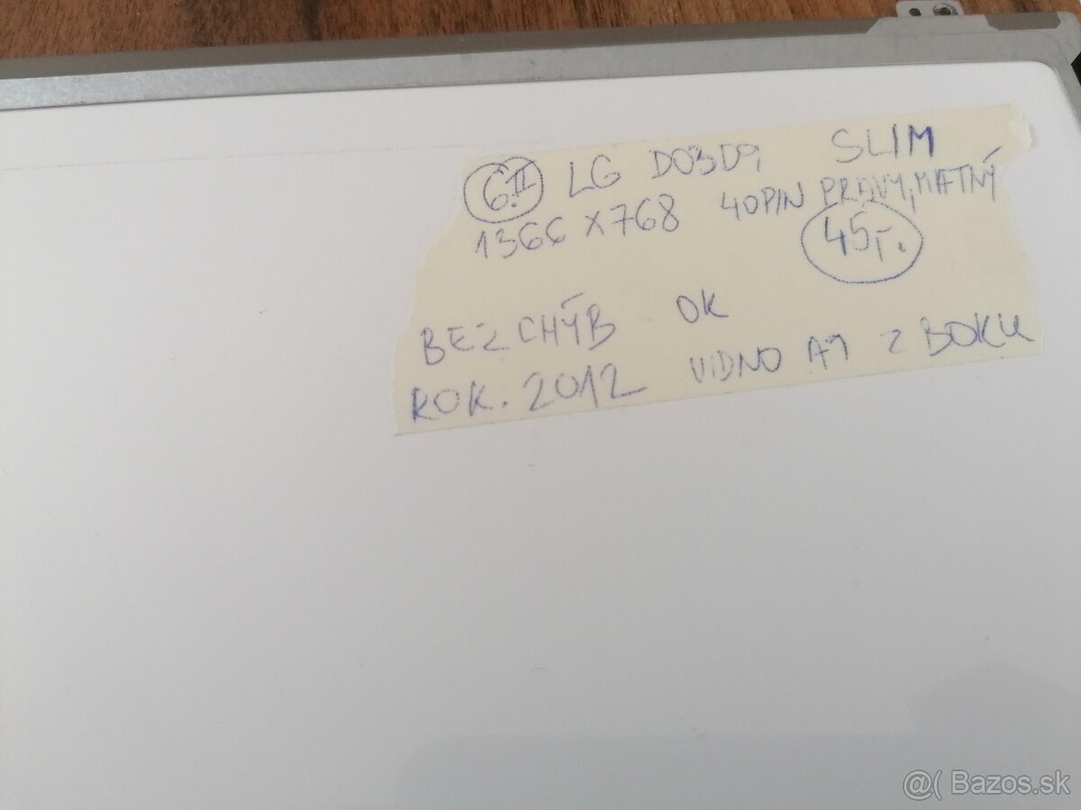 Predám 15,6" displeje do notebookov. - 13