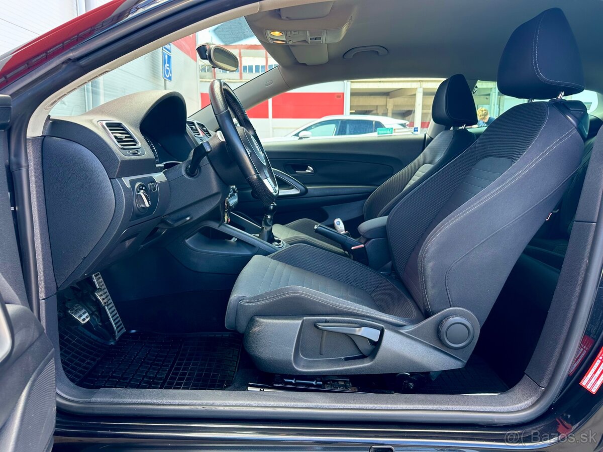Volkswagen Scirroco R-Line - 13