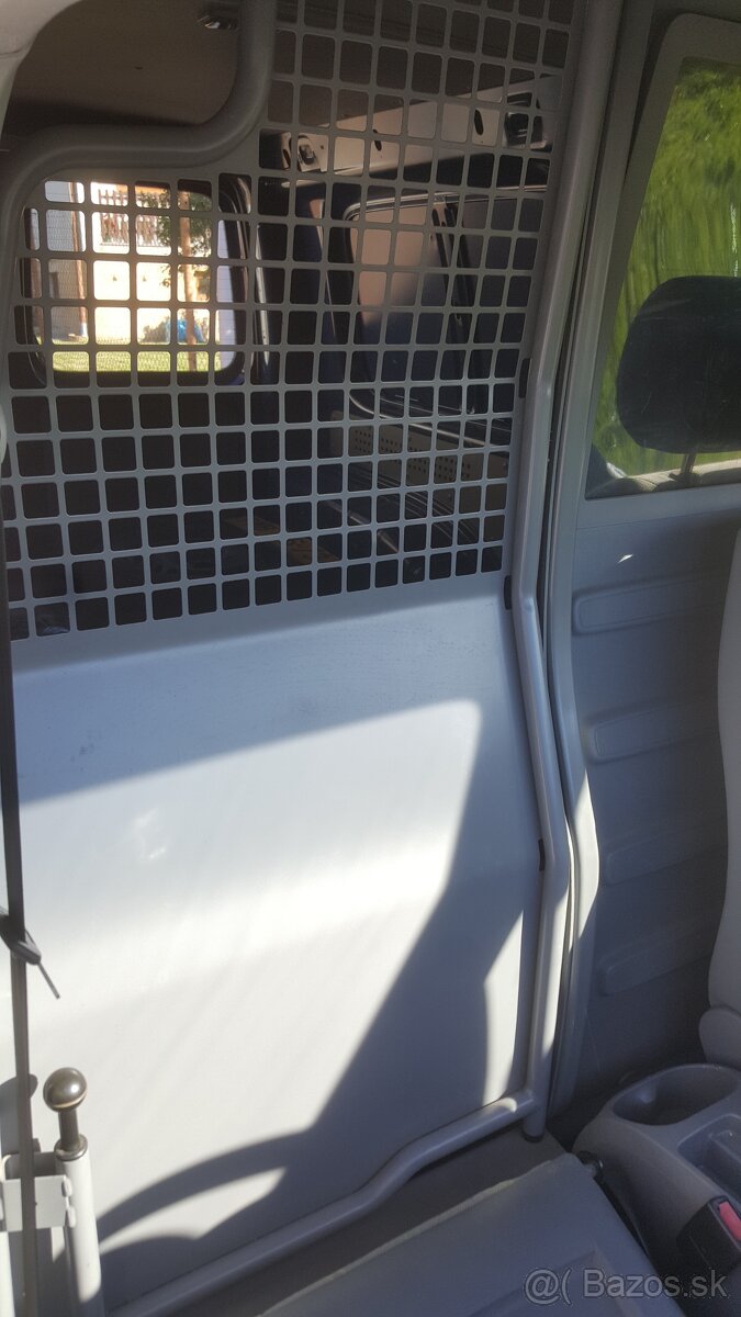 auto Caddy 1.9 - 13