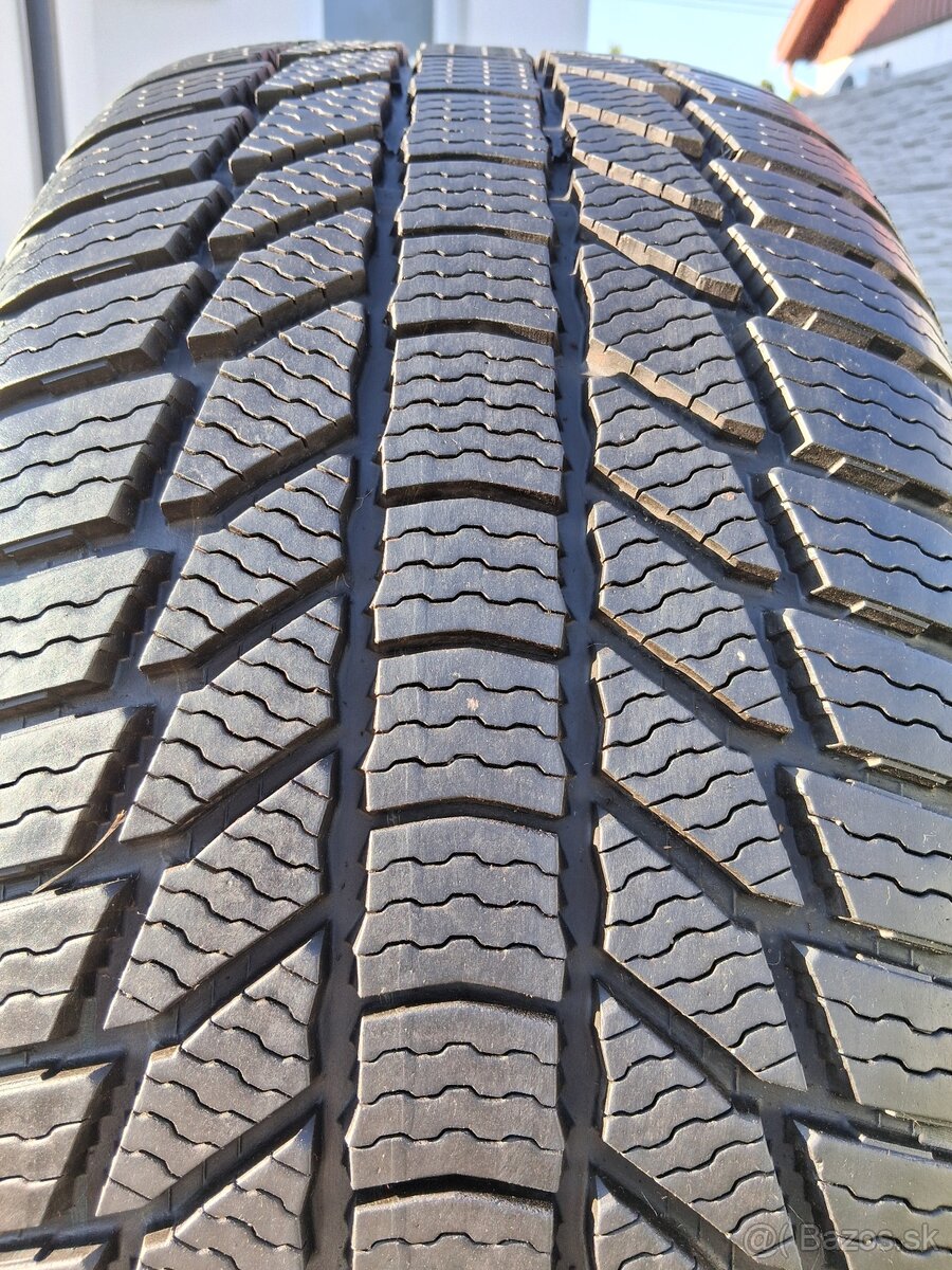 255/50 r19 zimne pneumatiky - 13