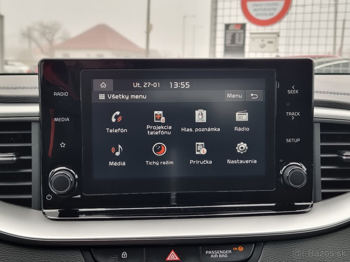 Kia Ceed 1.5 T-GDi Gold za 16.990,- € - 13