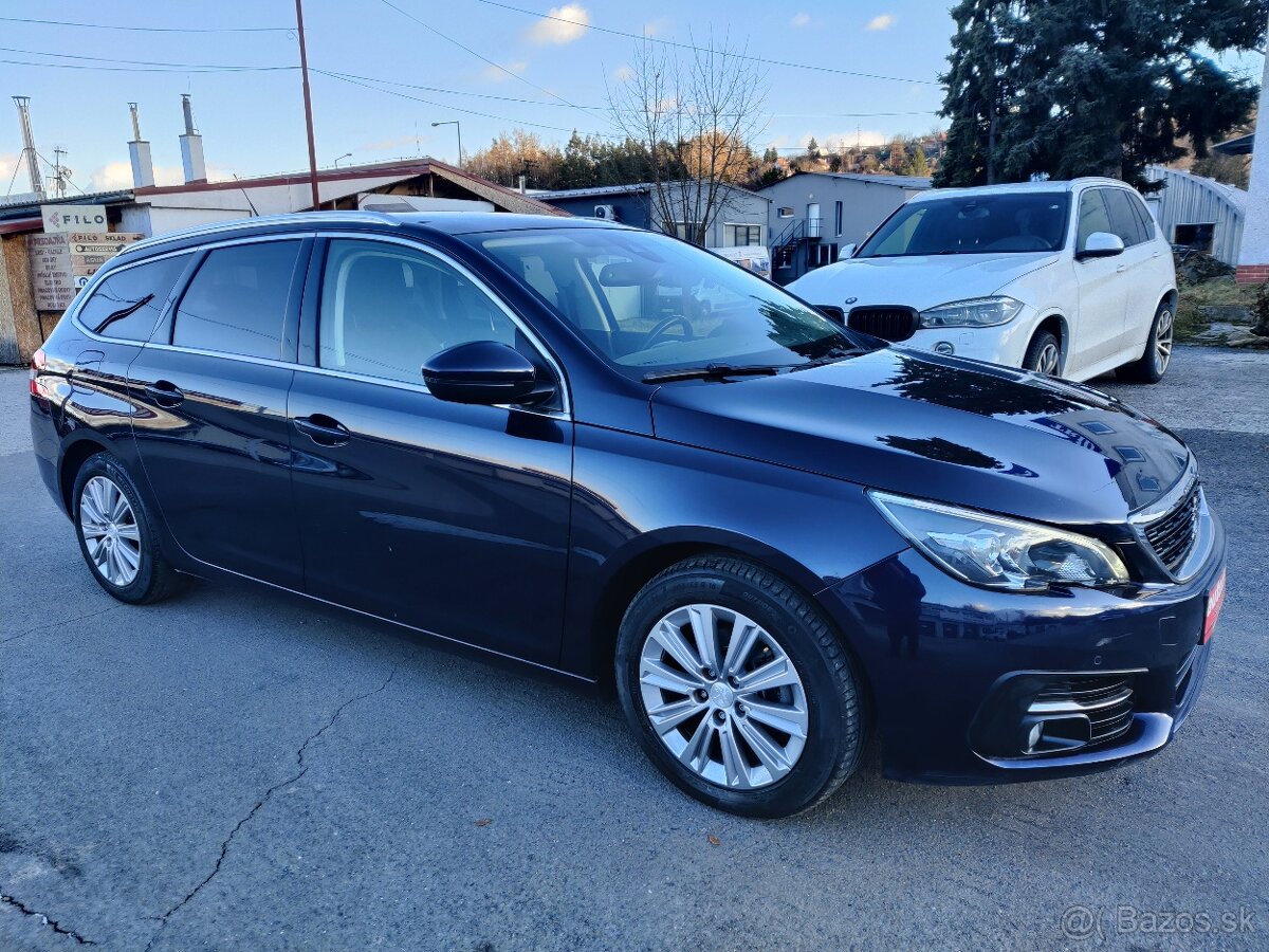 Peugeot 308 - 13