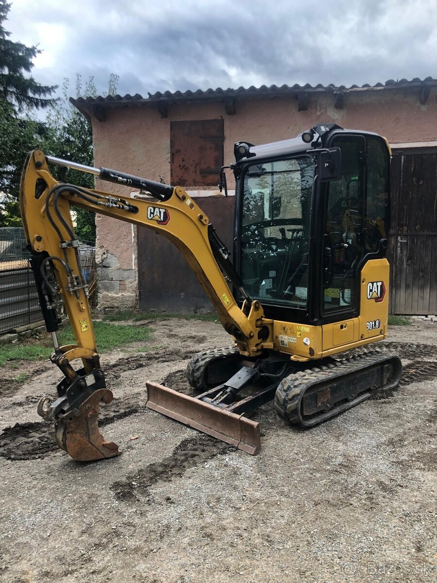 Caterpillar 301.8 - 13