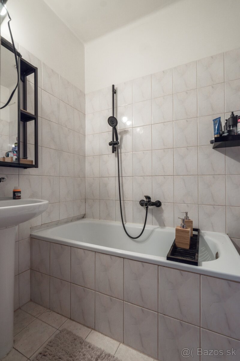 12-árový pozemok Nitra / v žiadanej časti Zobora - 13