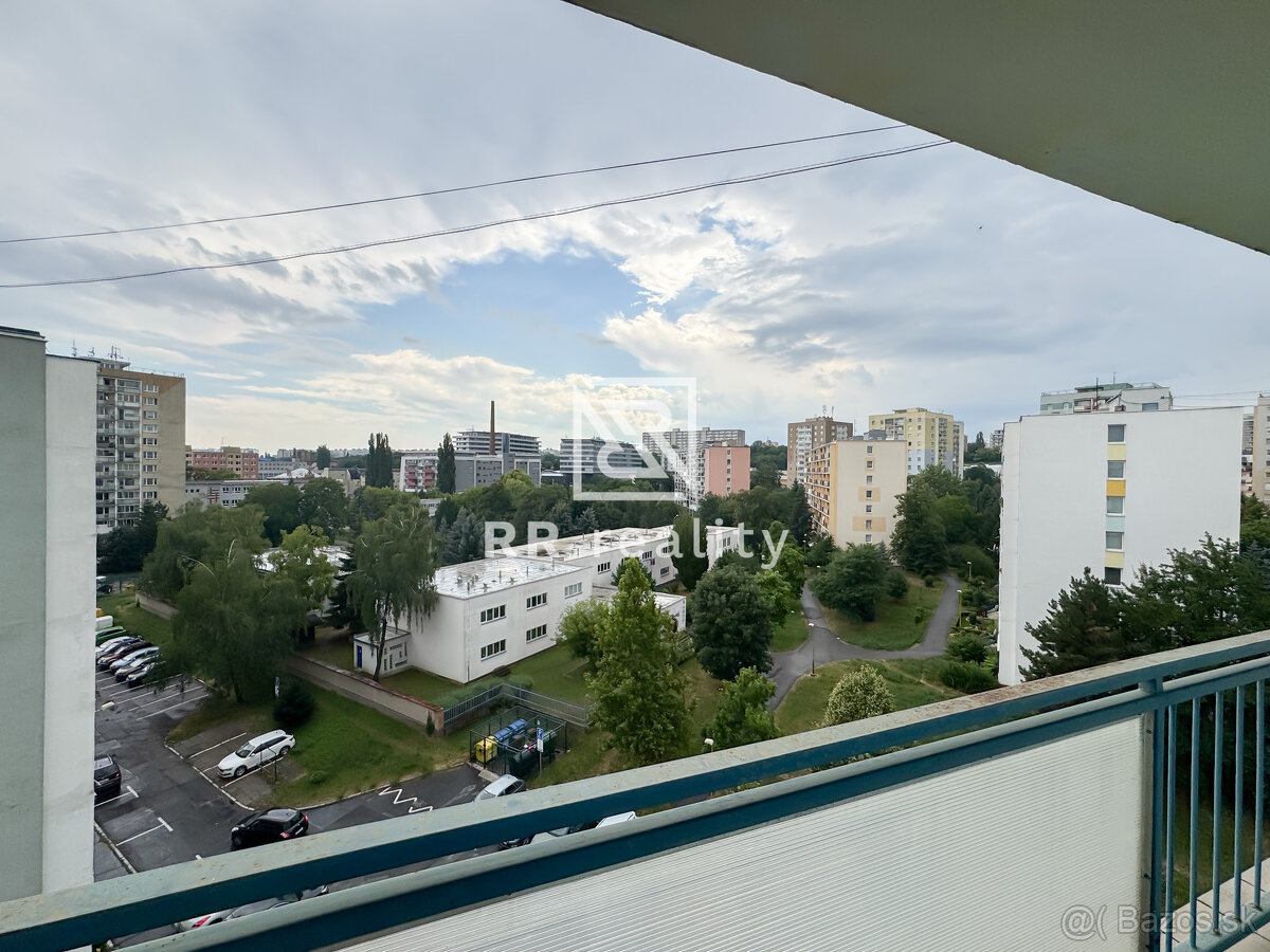 3 izbový Pražák 68m2, Košice staré mesto - Vojenská - 13