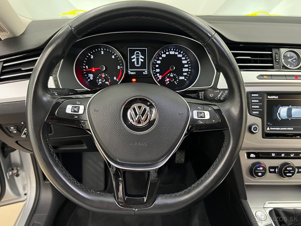 Volkswagen Passat Variant 2.0 TDI BMT Comfortline - 13