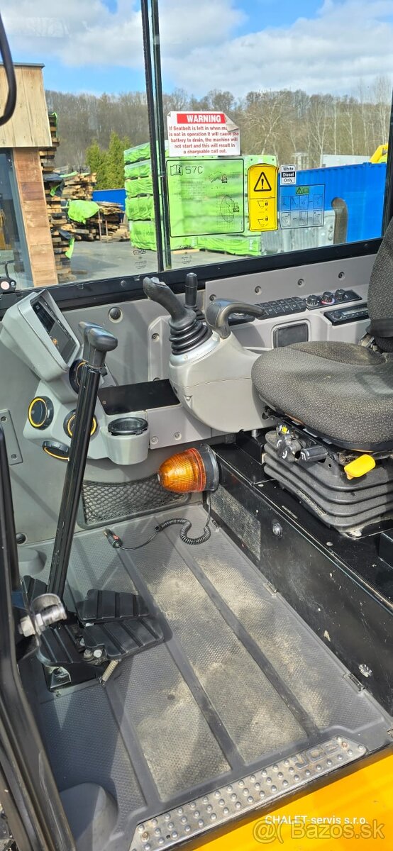 Minibagr JCB 57C-1, r.v. 2020, 1573 mth, nové pásy - 13