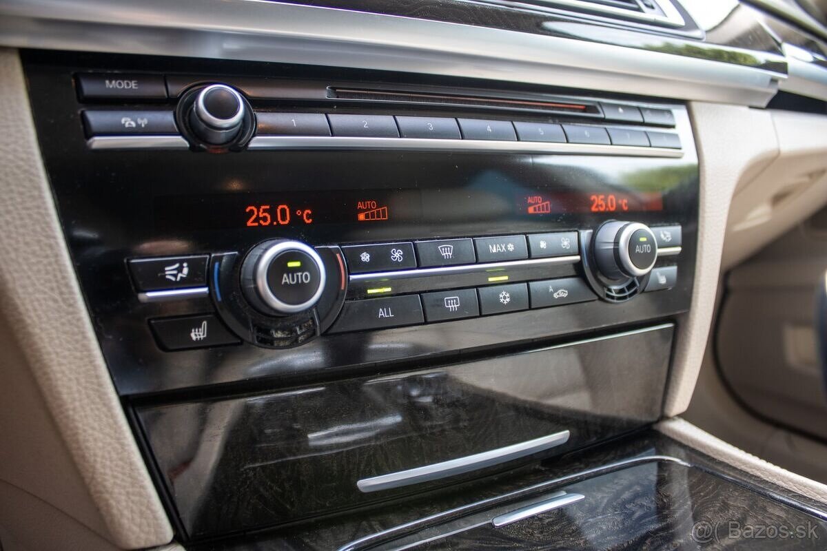 BMW 740d x-drive 225kW - 13