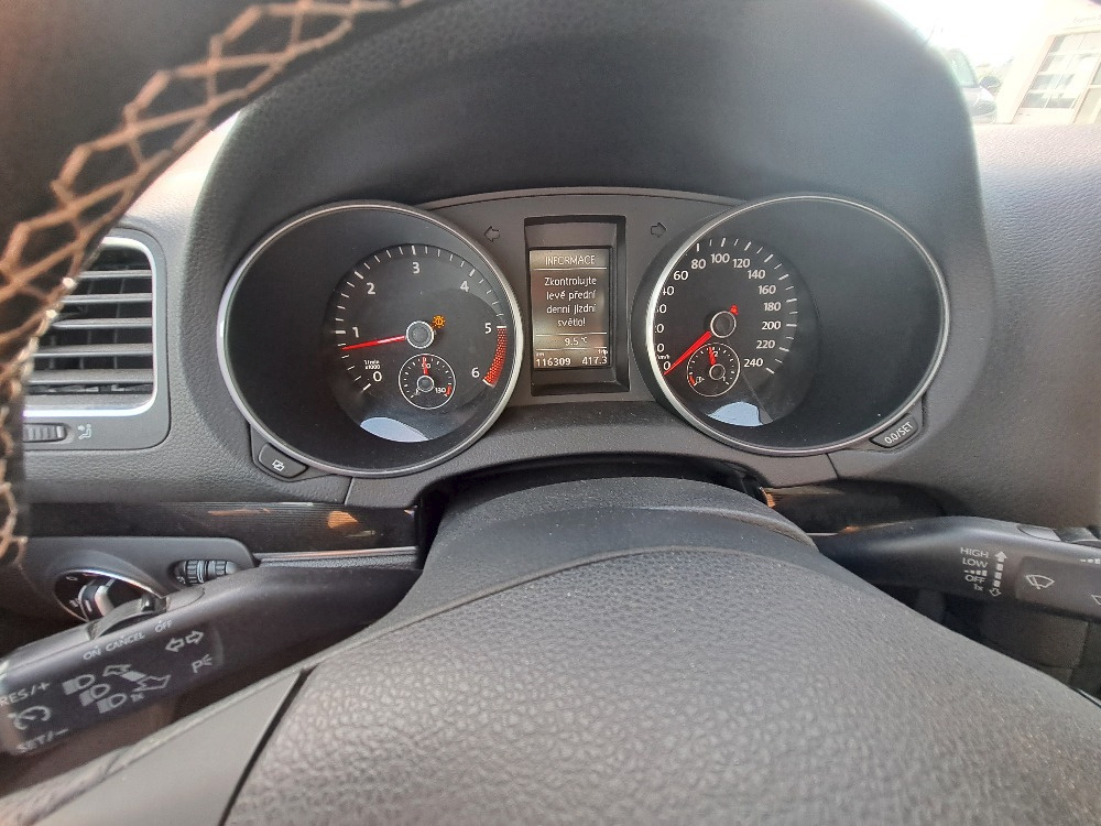 VW GOLF 6 CABRIO - 13