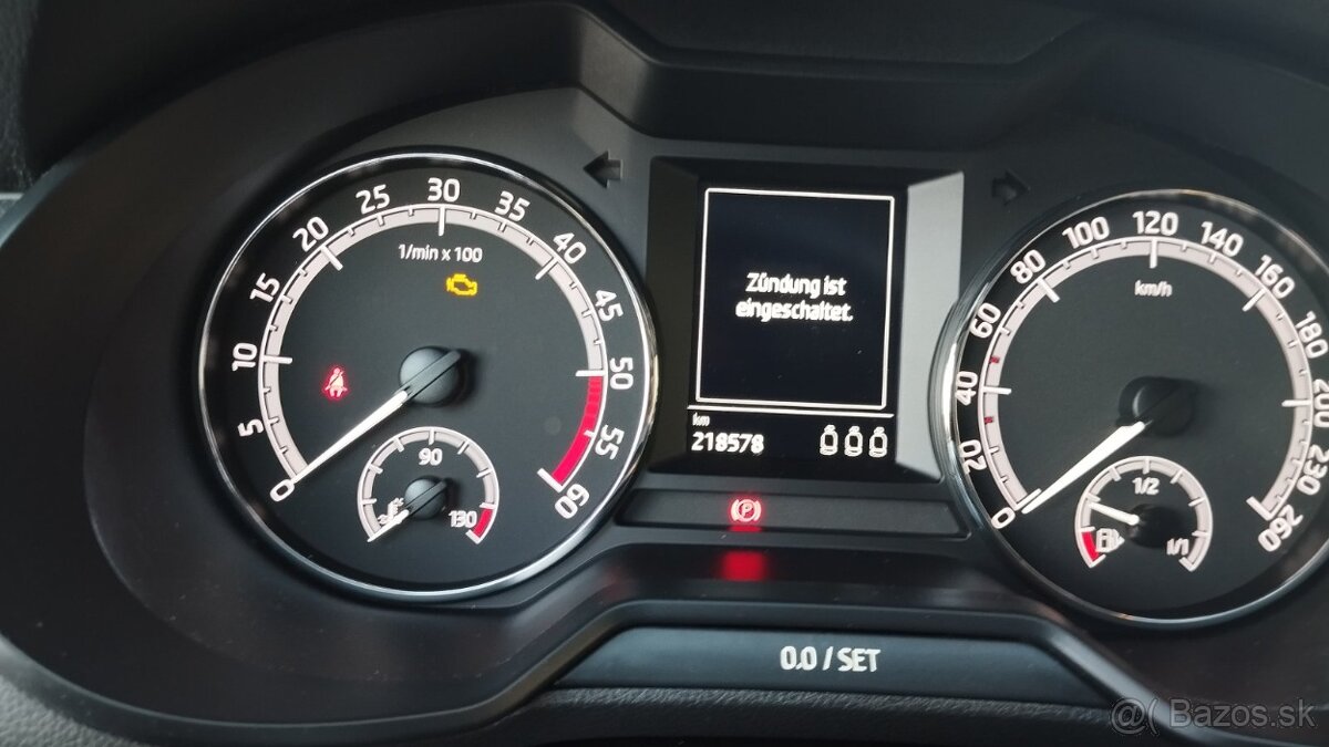 SKODA OCTAVIA COMBI 3 FACELIFT 1,6 TDI 85 KW - 13