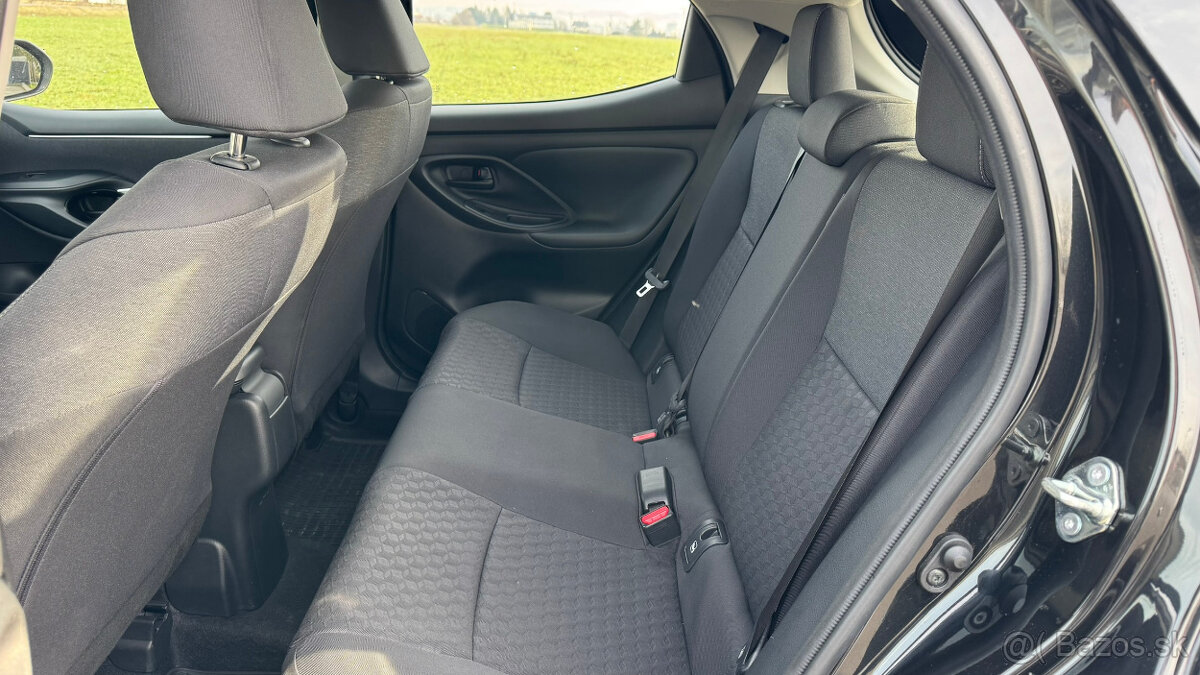 Toyota Yaris 1.5 Dynamic Force Comfort MDS - 13