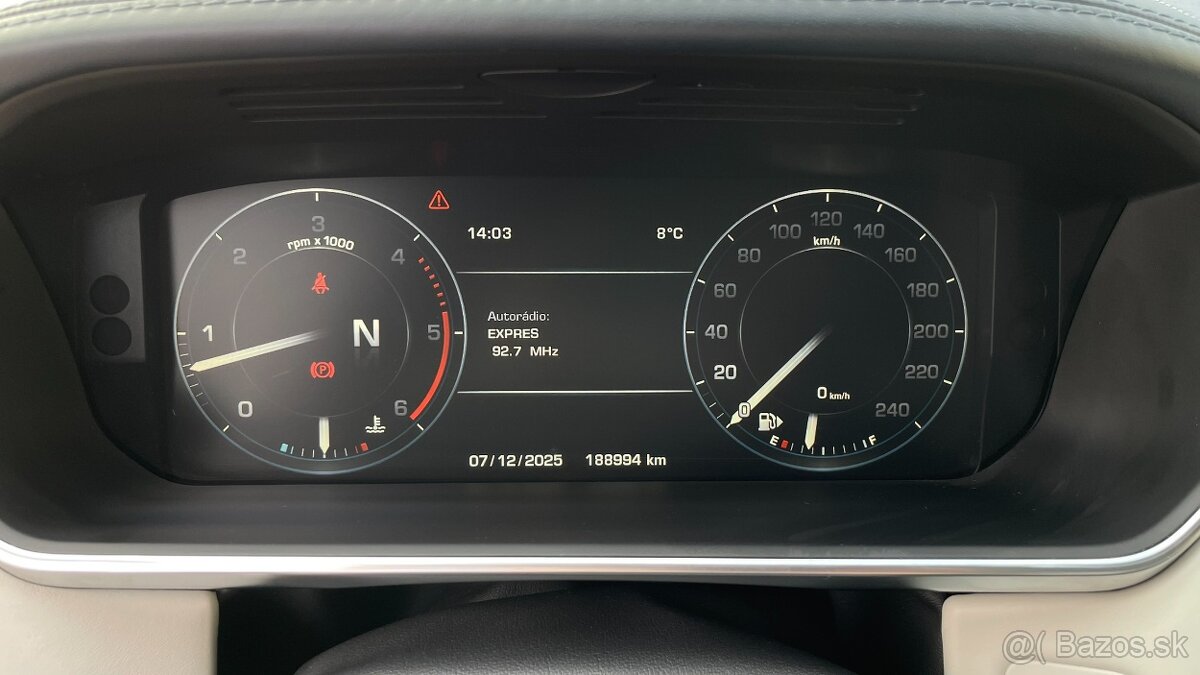 Land Rover Range Rover 4.4 SDV8 Autobiography - 13