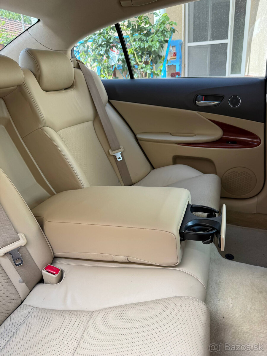Lexus GS450h - 13
