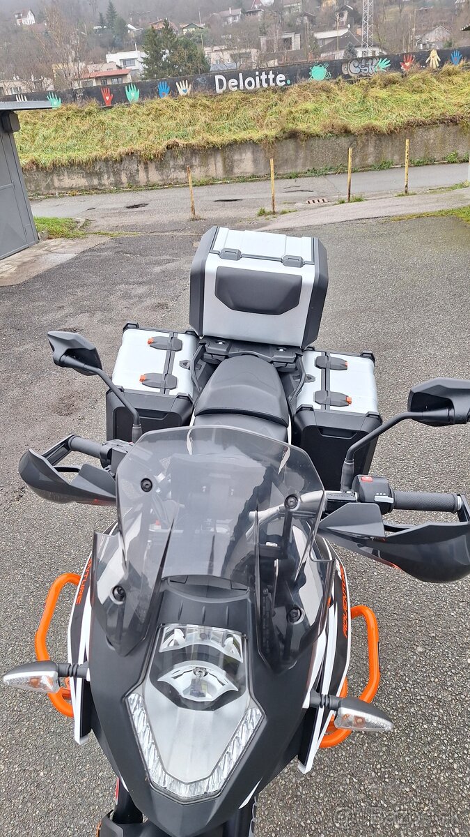 KTM 1090 Adventure R - 13