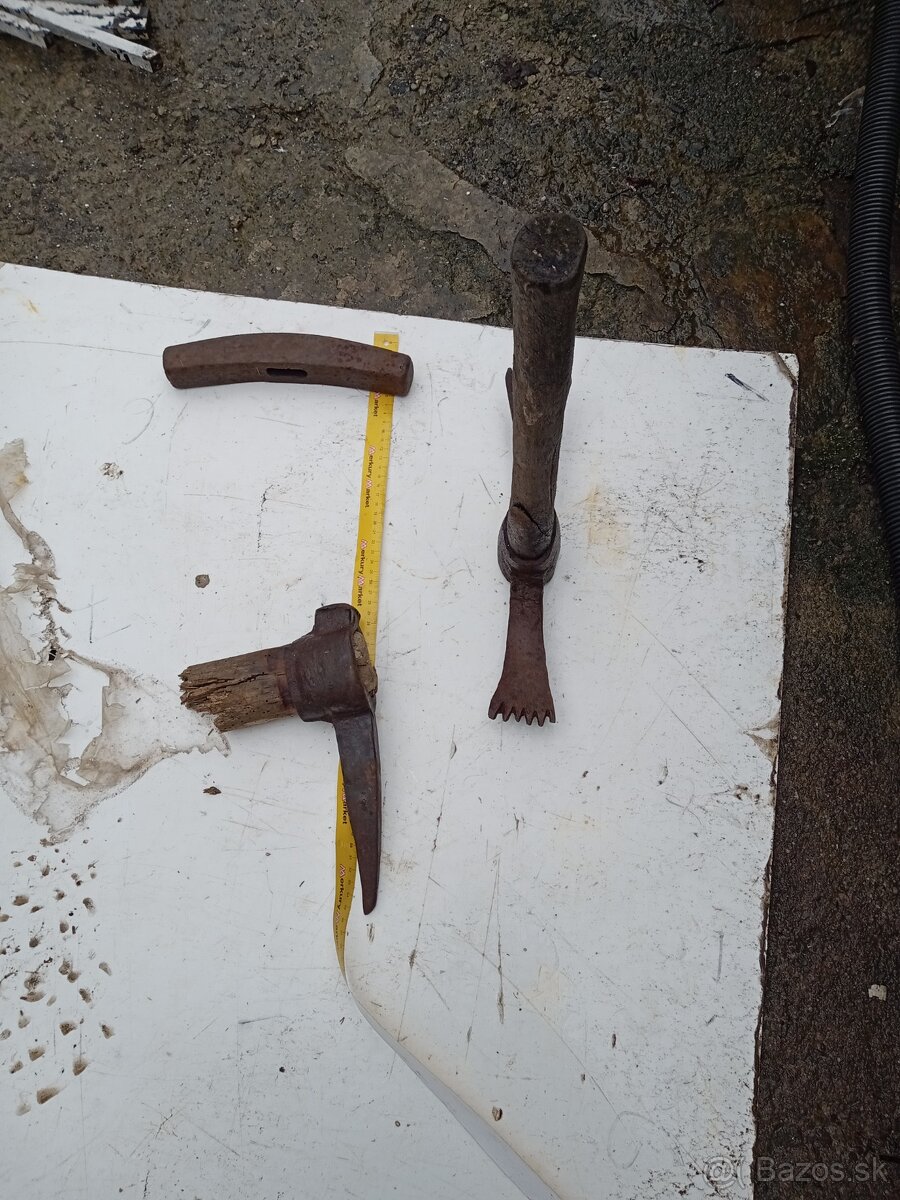 Staré náradie na dekoráciu - 13