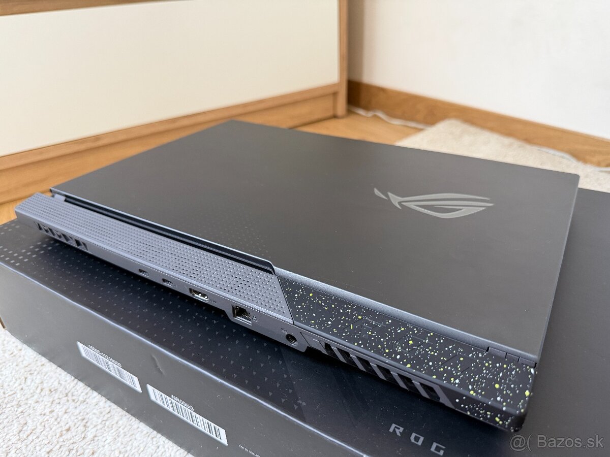 Herný notebook ASUS ROG Strix G17 Eclipse Gray + záruka - 13