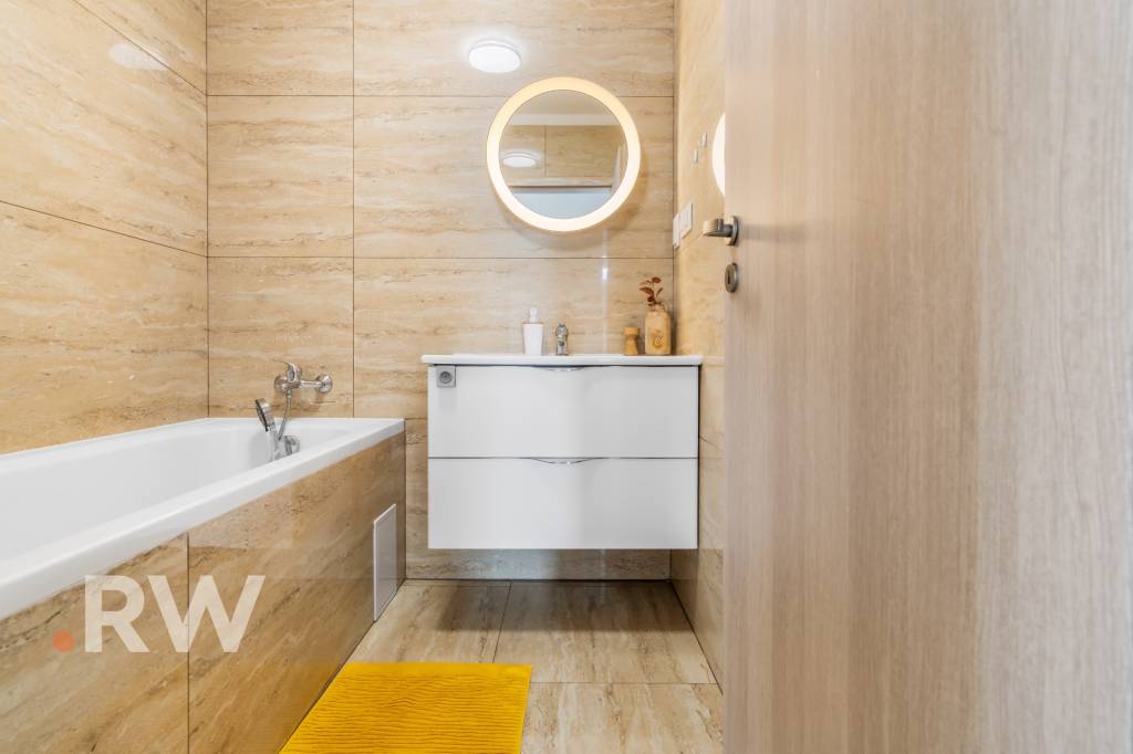 REWIN I Moderný 3-izbový rodinný dom v Slovenskom Grobe - 13