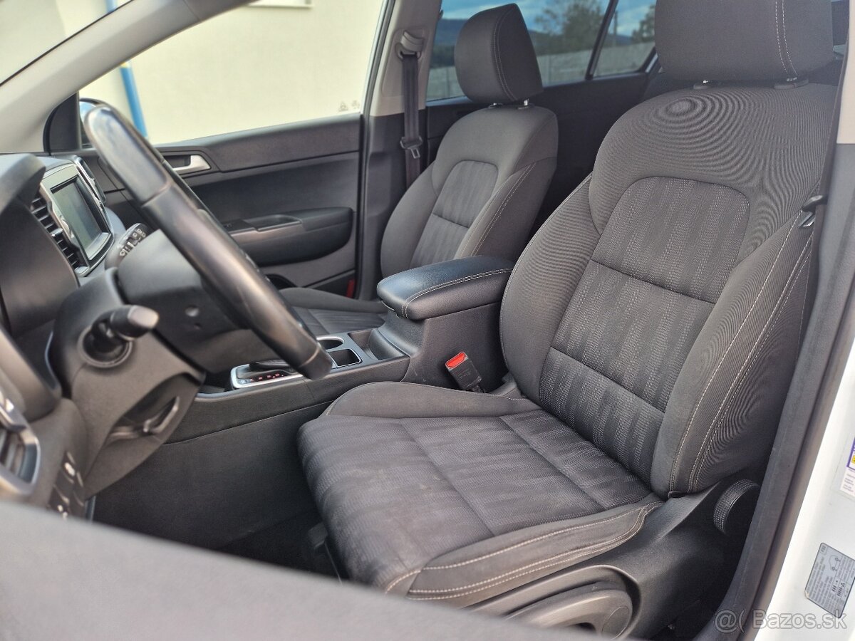 Kia Sportage 2.0 CRDi 4WD AT Gold Odpočet DPH - 13